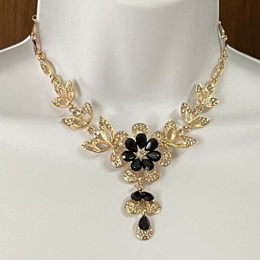 Necklace and earrings